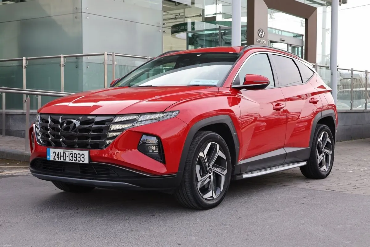 Hyundai Tucson 2WD Executive Plus HEV STG Auto - Image 1