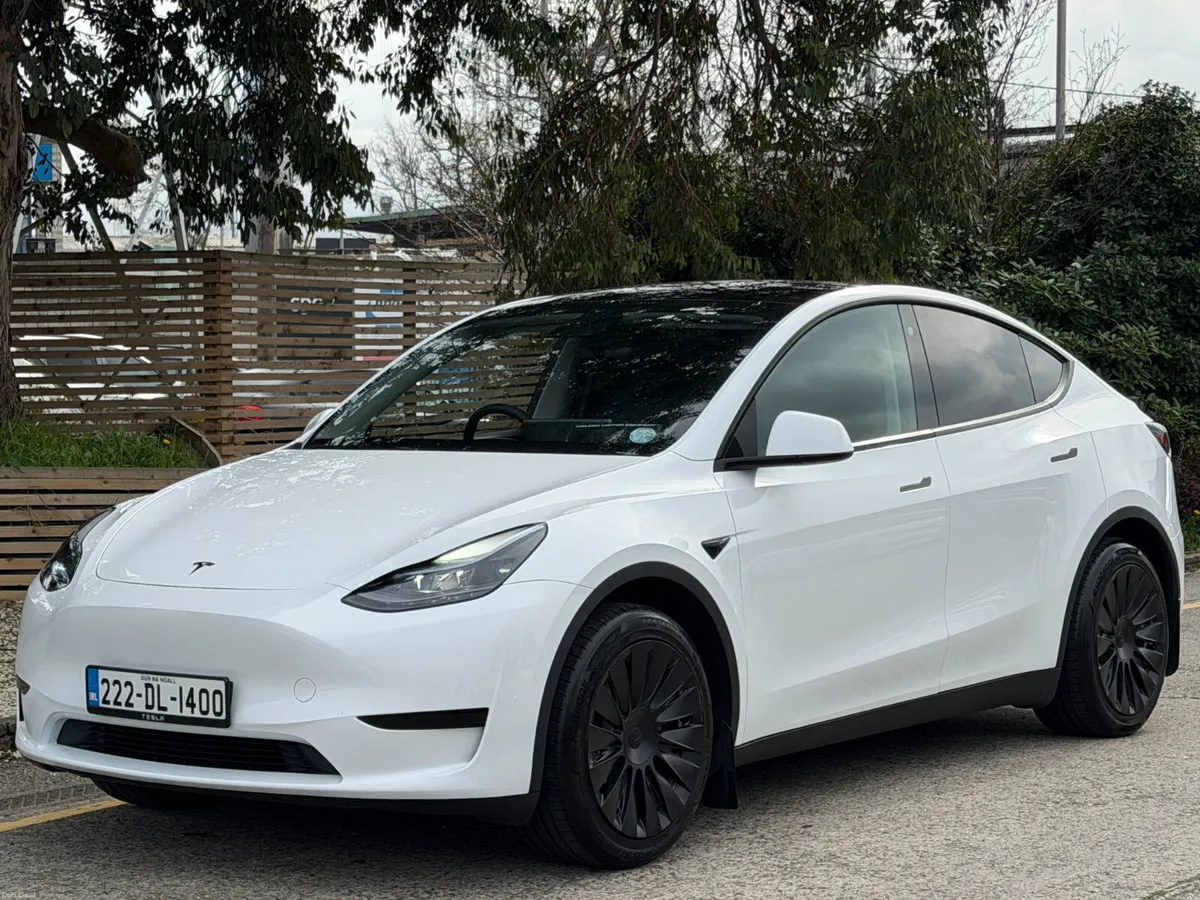 Tesla Model Y 2022.STANDARD RANGE..PAN ROOF..2KEYS - Image 1