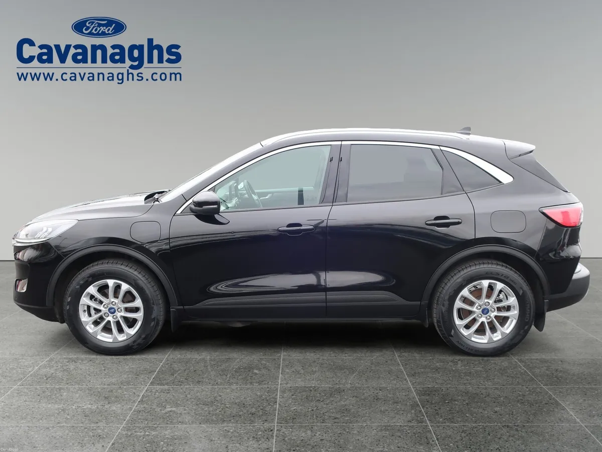 2023 Ford Kuga  2.5 TITANIUM 225PS PHEV - Image 2