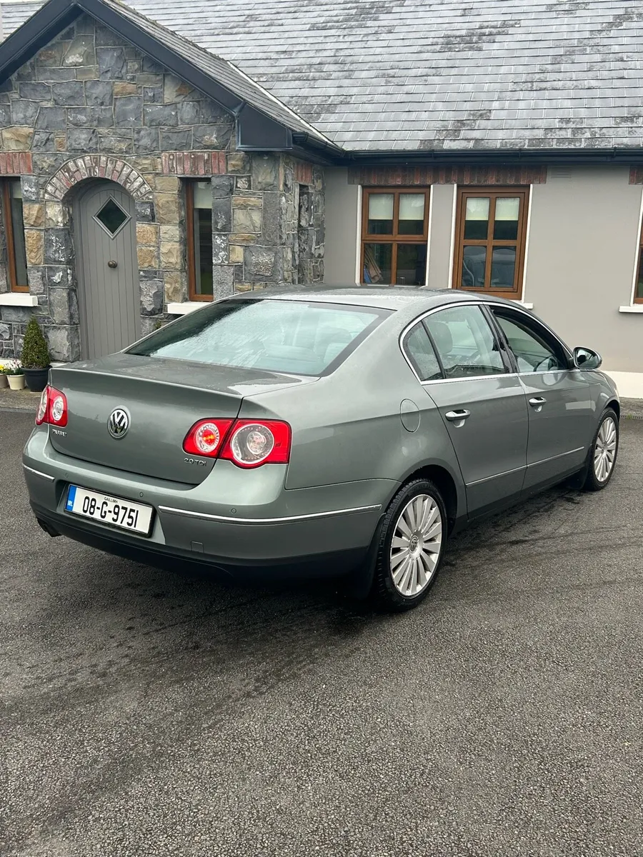 MINT!VOLKSWAGEN PASSAT!NEW NCT! - Image 2