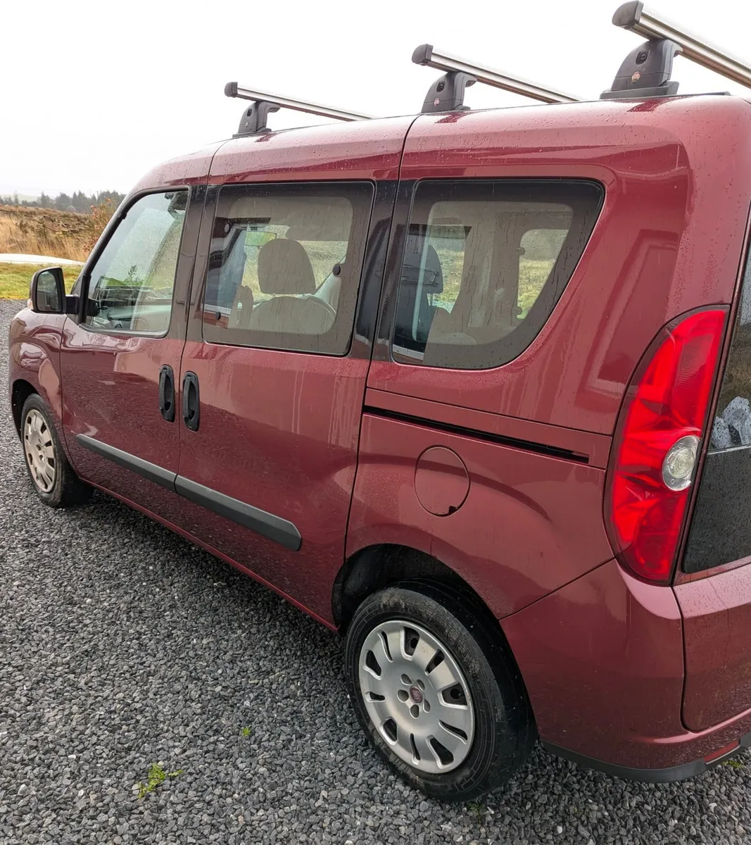 Fiat Doblo MPV 1.6 Multijet 90 Dynamic, 2011 - Image 4