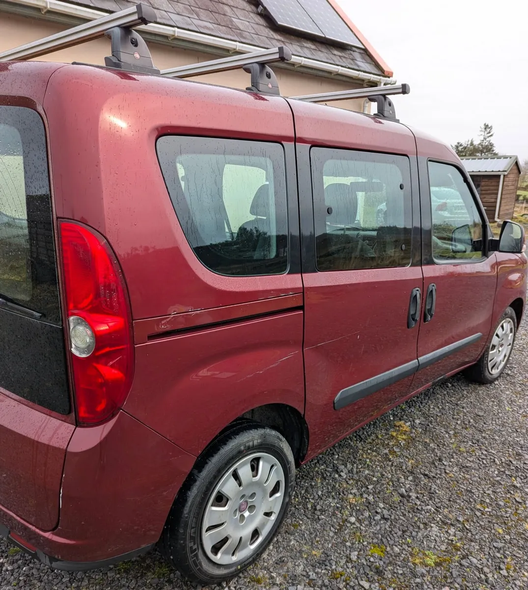 Fiat Doblo MPV 1.6 Multijet 90 Dynamic, 2011 - Image 4