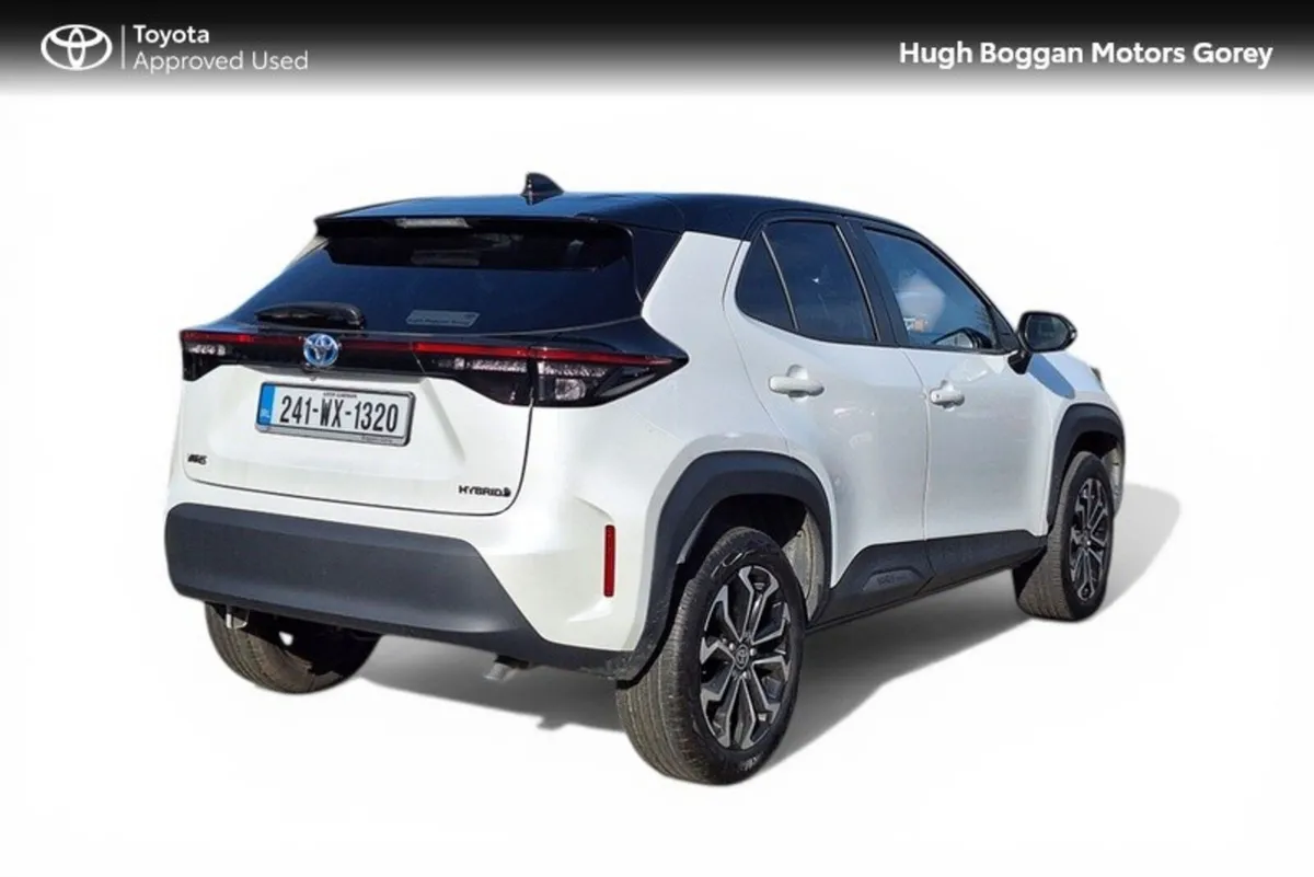 Toyota Yaris Cross CROSS LUNA SPORT 4DR AUTO - Image 2