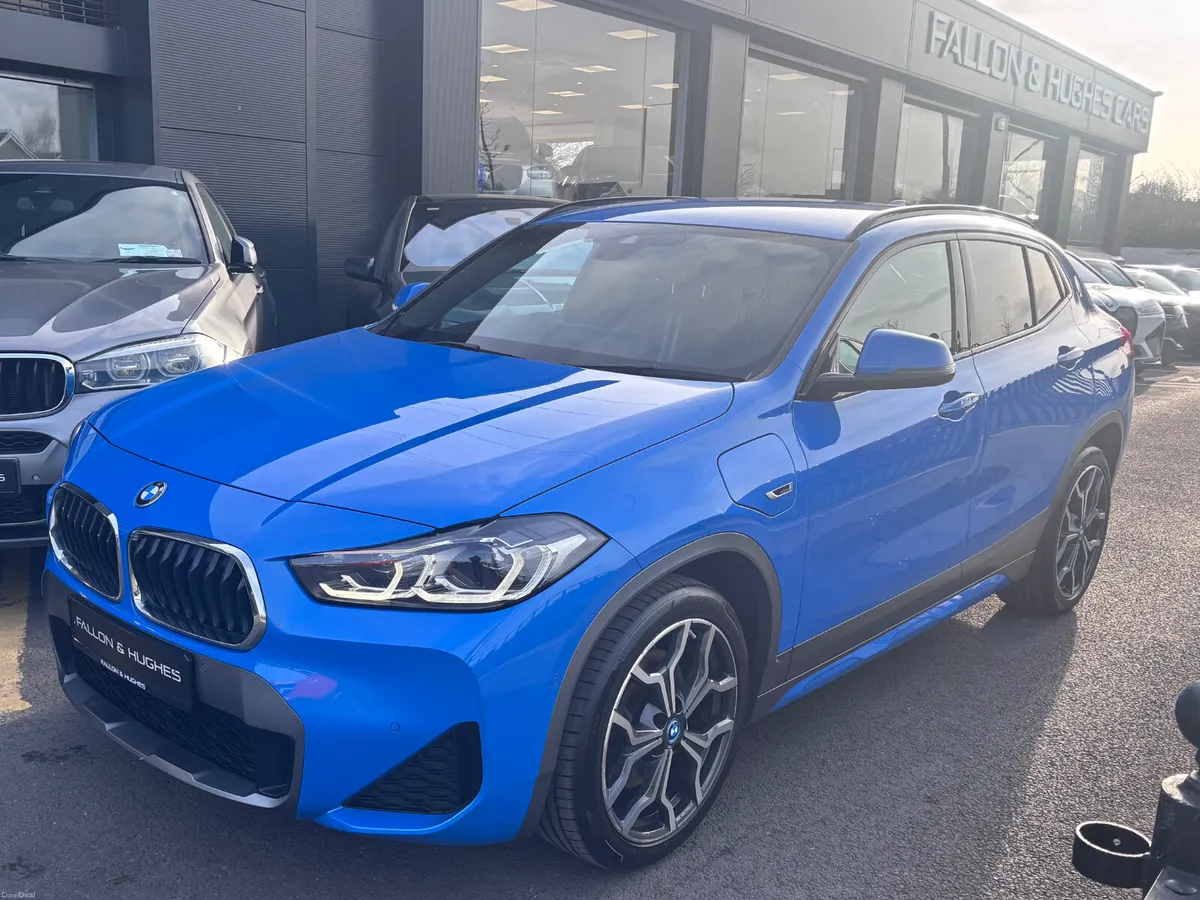2022 BMW X2 XDRIVE25E M SPORT X // TECH PACK - Image 6