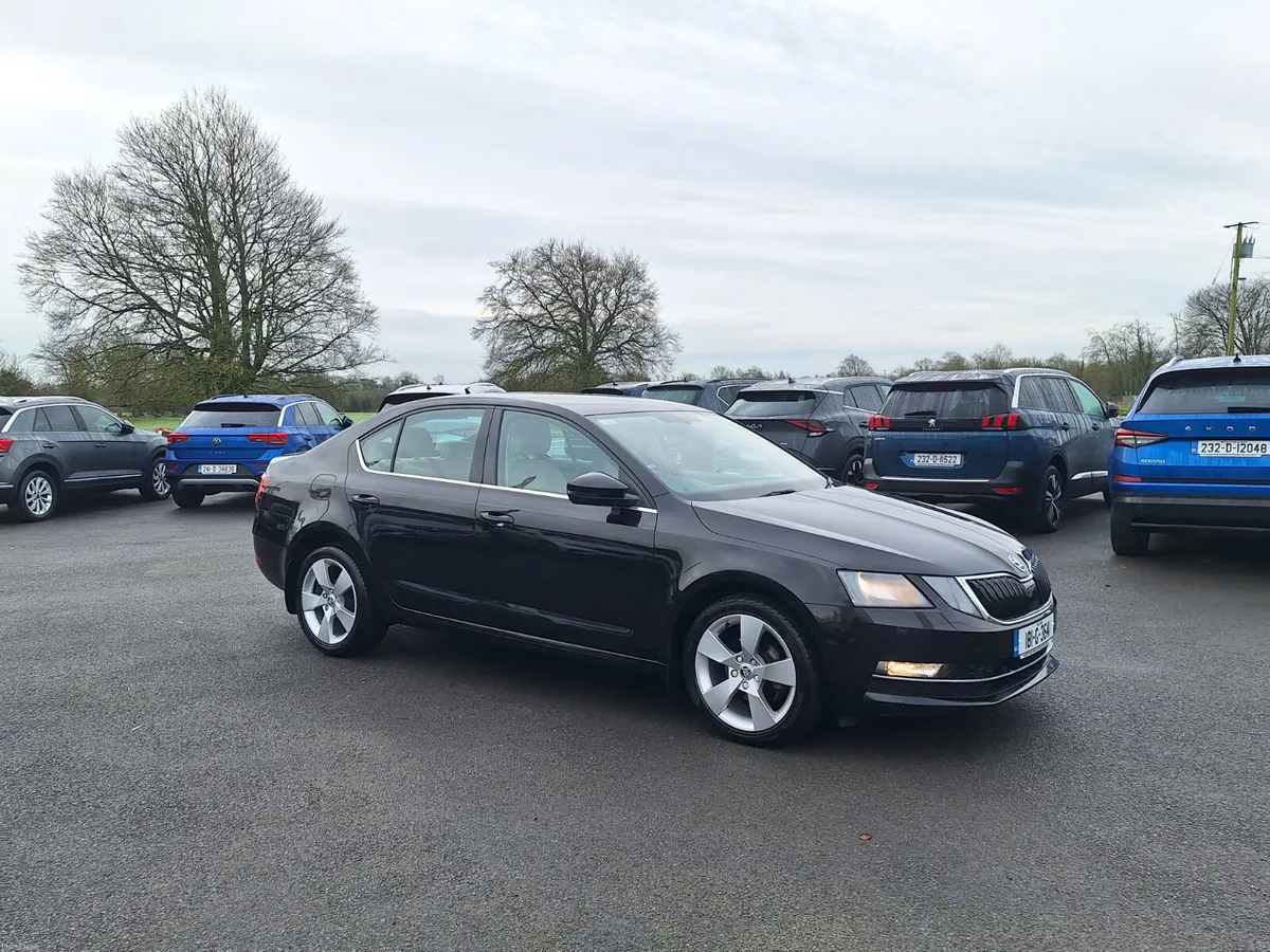 Skoda Octavia 1.6.TDI AUTO *High Spec/Heat Seats/C - Image 1