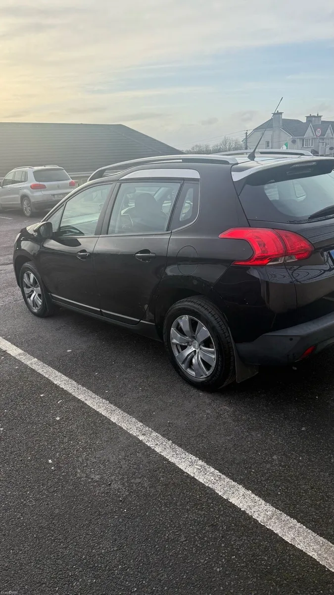 Peugeot 2008 - Image 3