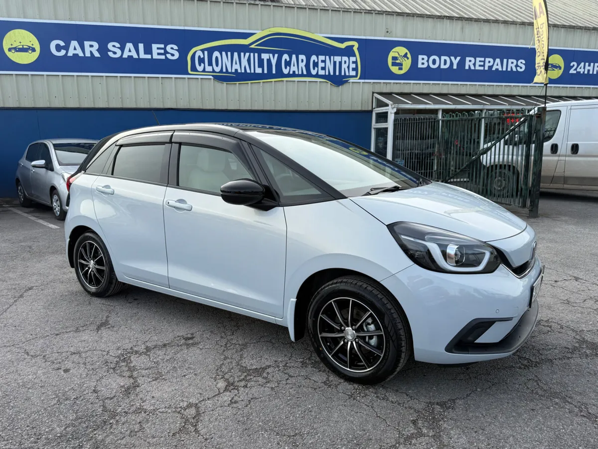 New Shape Honda Fit SelfCharging Hybrid - Image 4