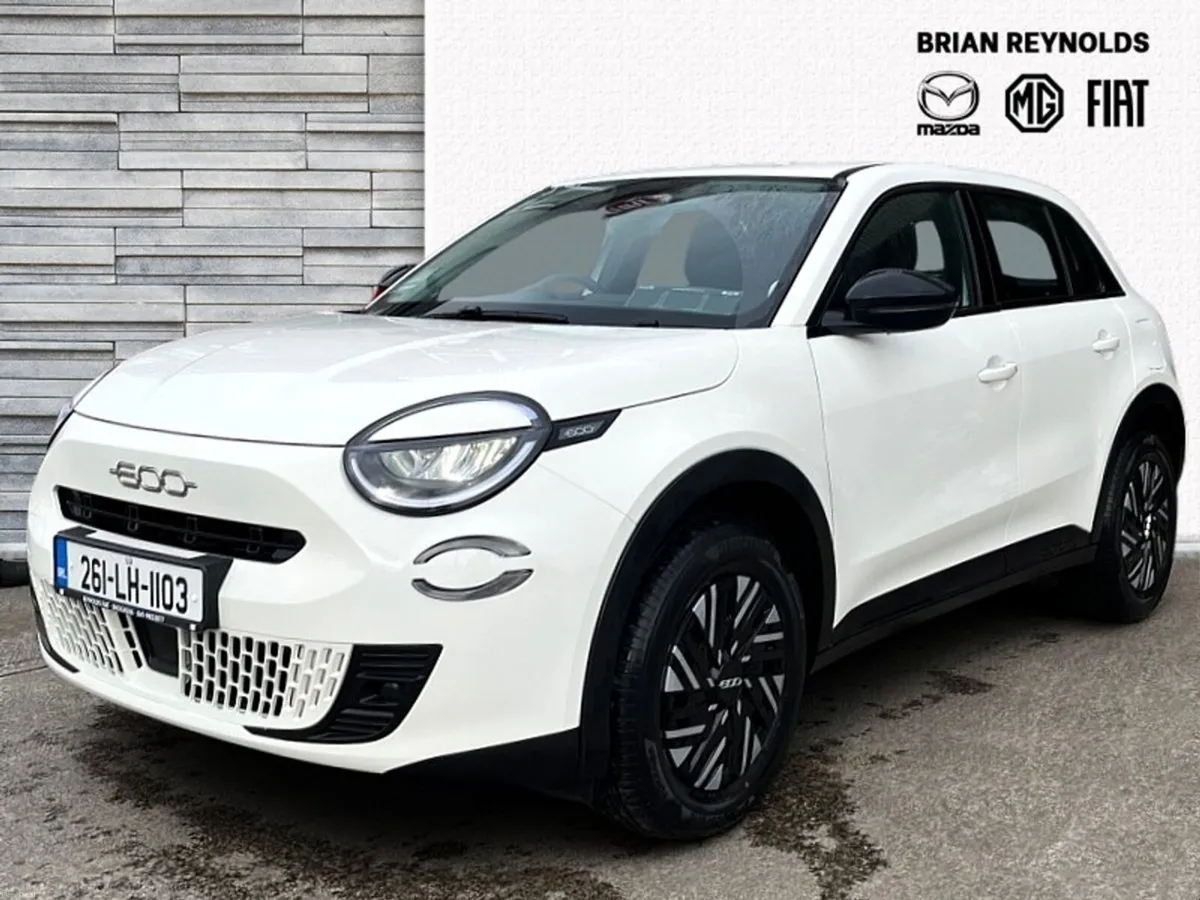 Fiat 600 1.2 100hp Hybrid Auto eDCT 6 - Image 1