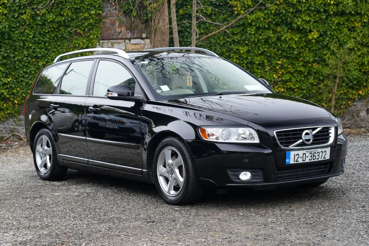 2012 Volvo V50 Diesel Manual 1.6 - 1 Owner - Image 1