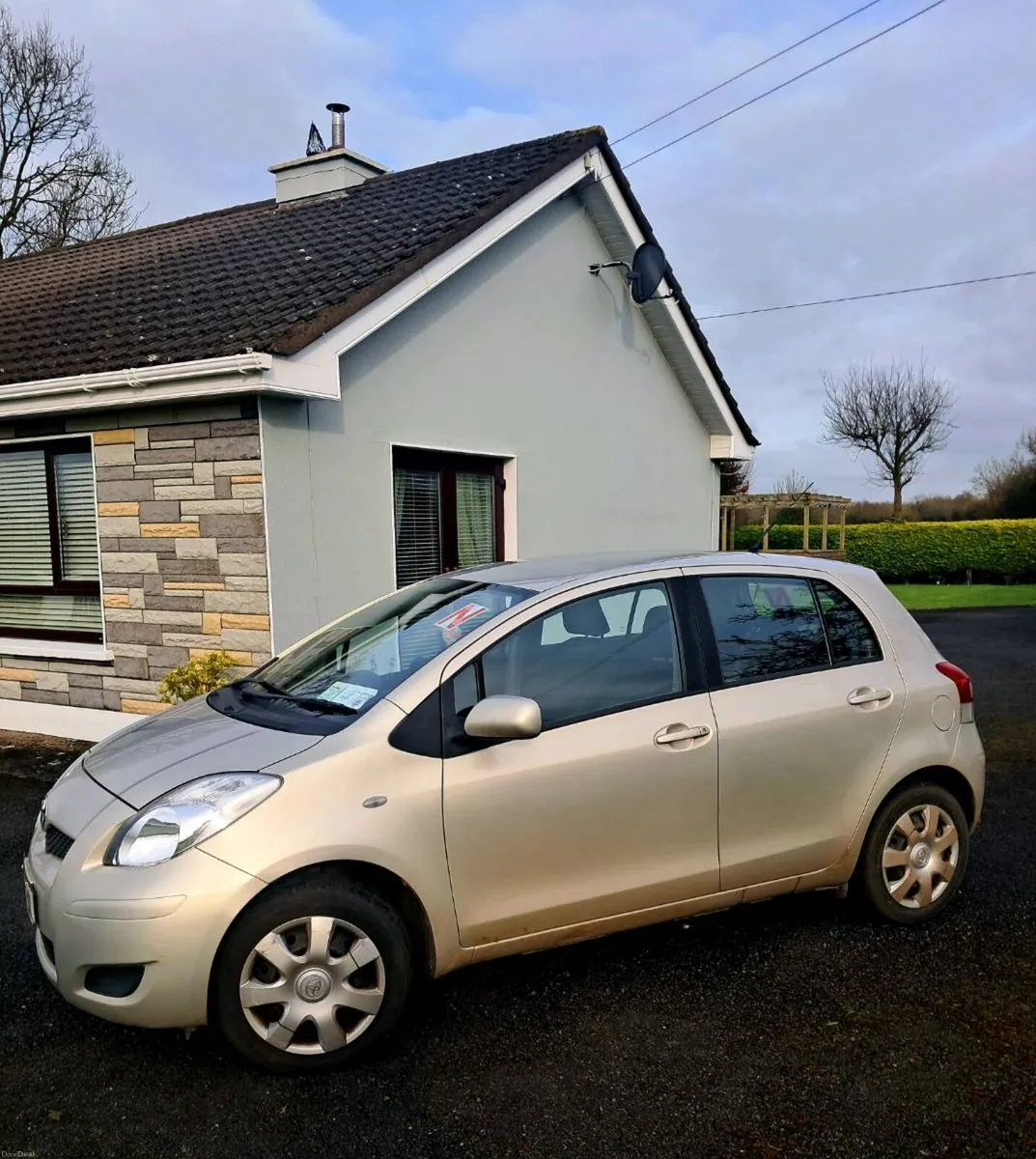 Toyota Yaris - Image 2