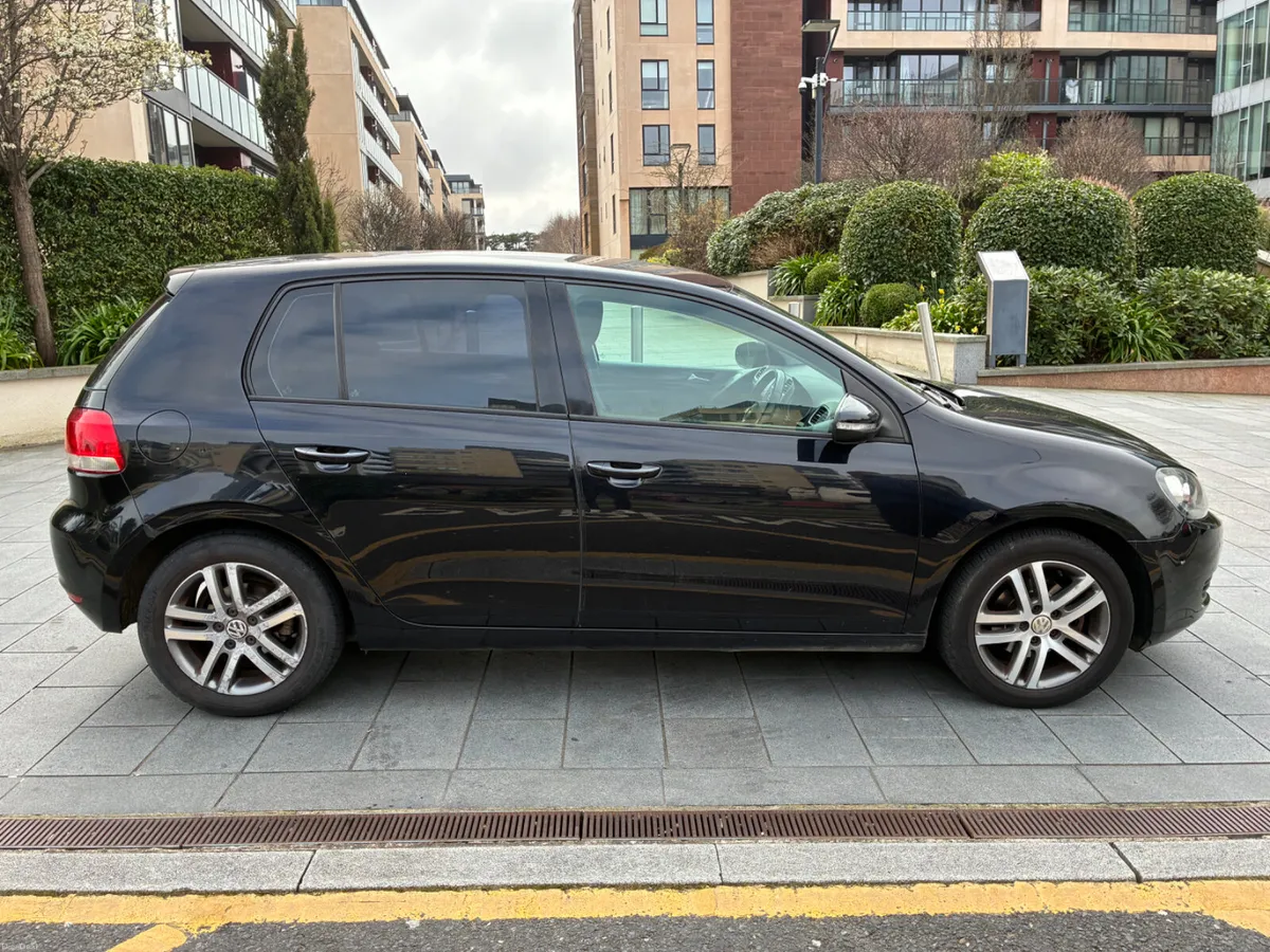 Volkswagen Golf TDI - Low mileage - Image 4