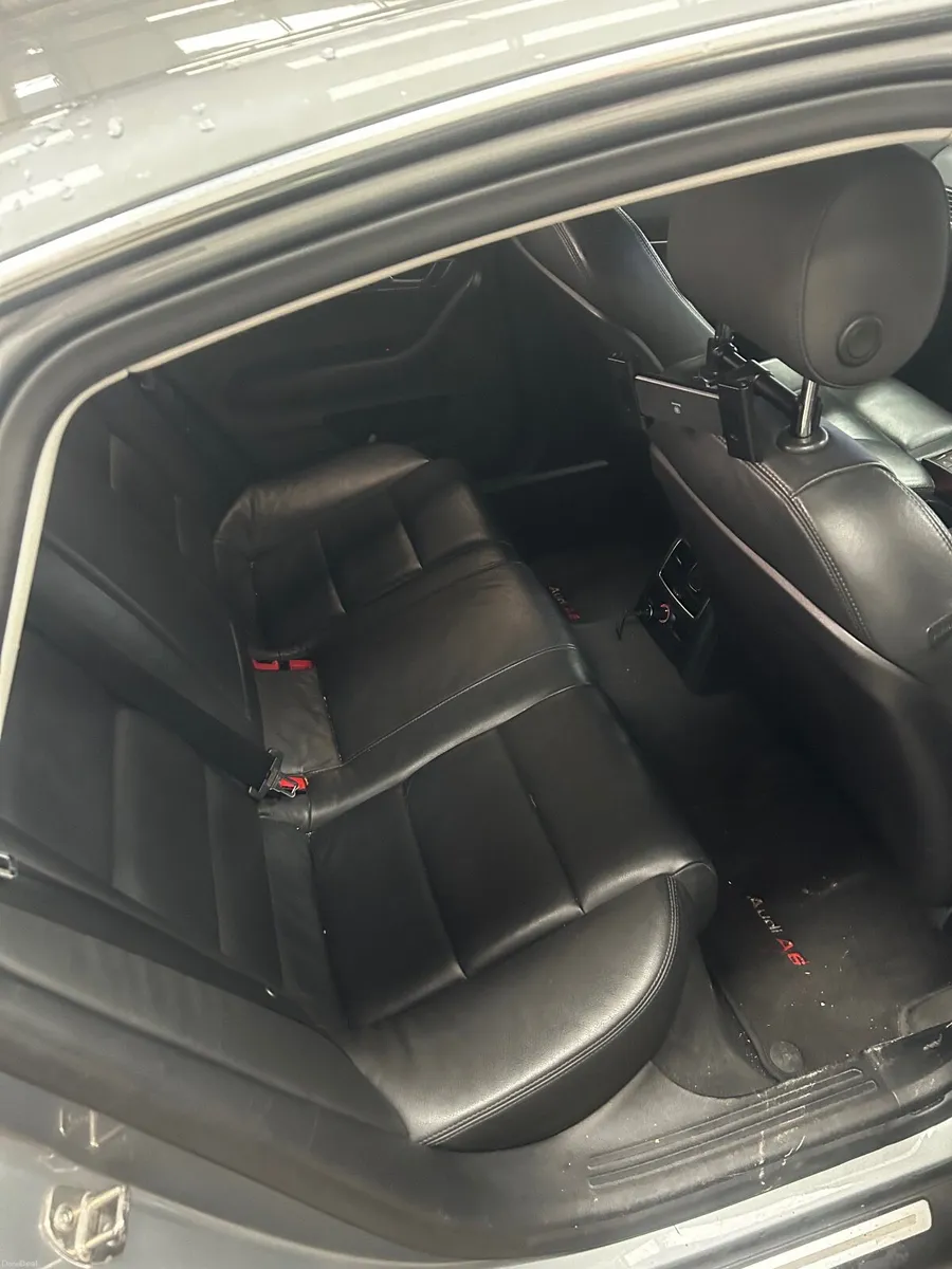 Audi A6 2009 - Image 4