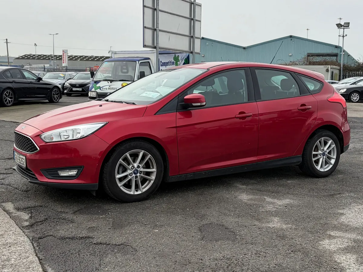 2015 Ford Focus 1.6 TDCI Style Nct 09/26 Tax 04/26 - Image 3
