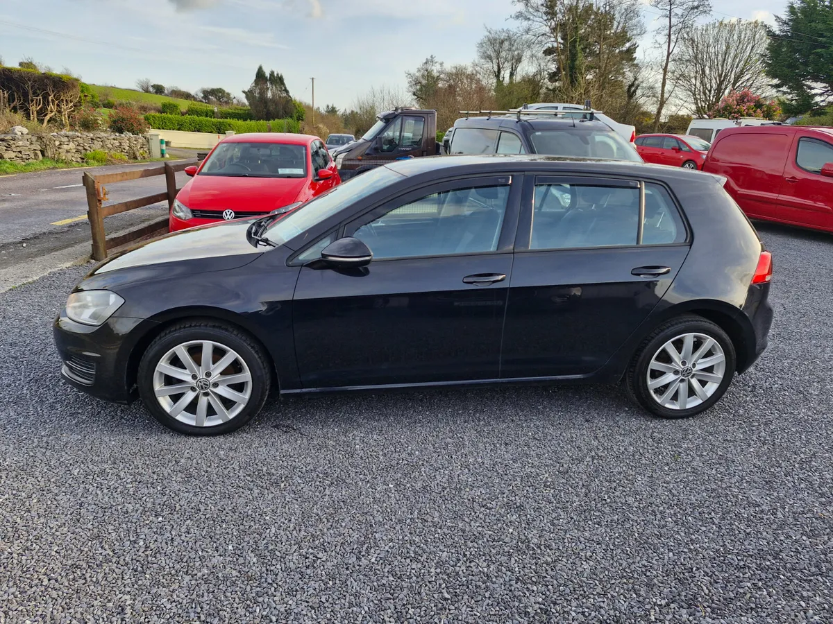 Volkswagen Golf 2013 - Image 2