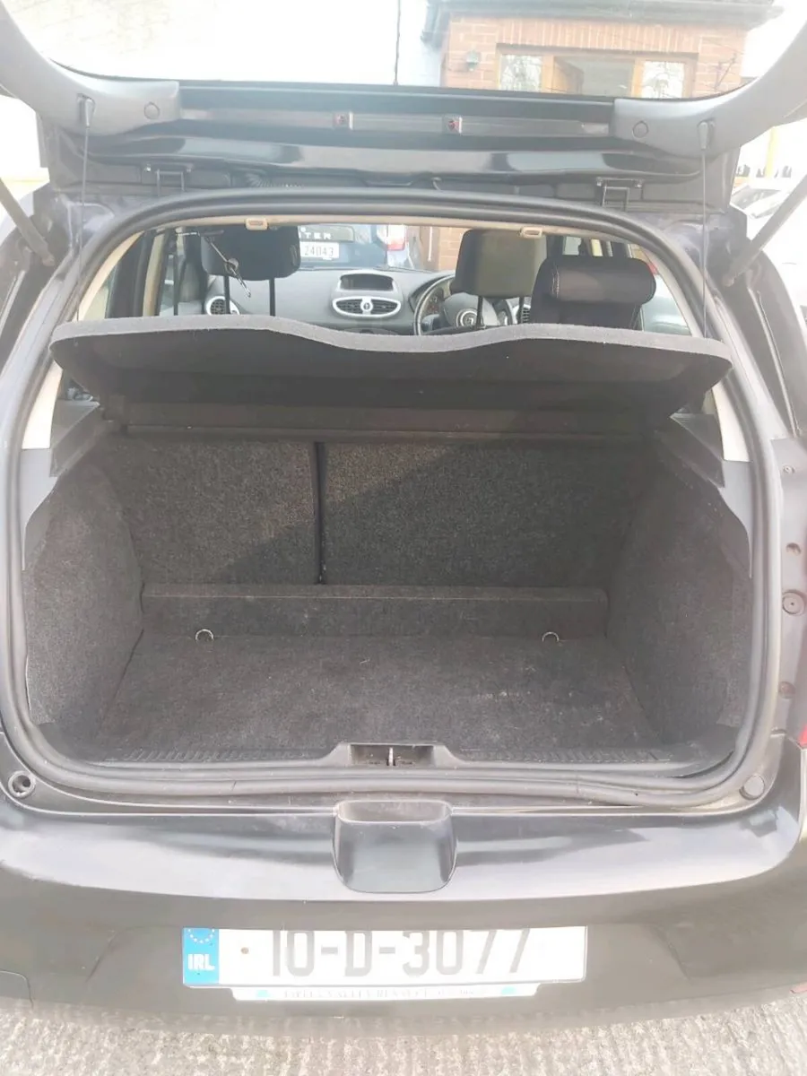 2010 renault clio - Image 4