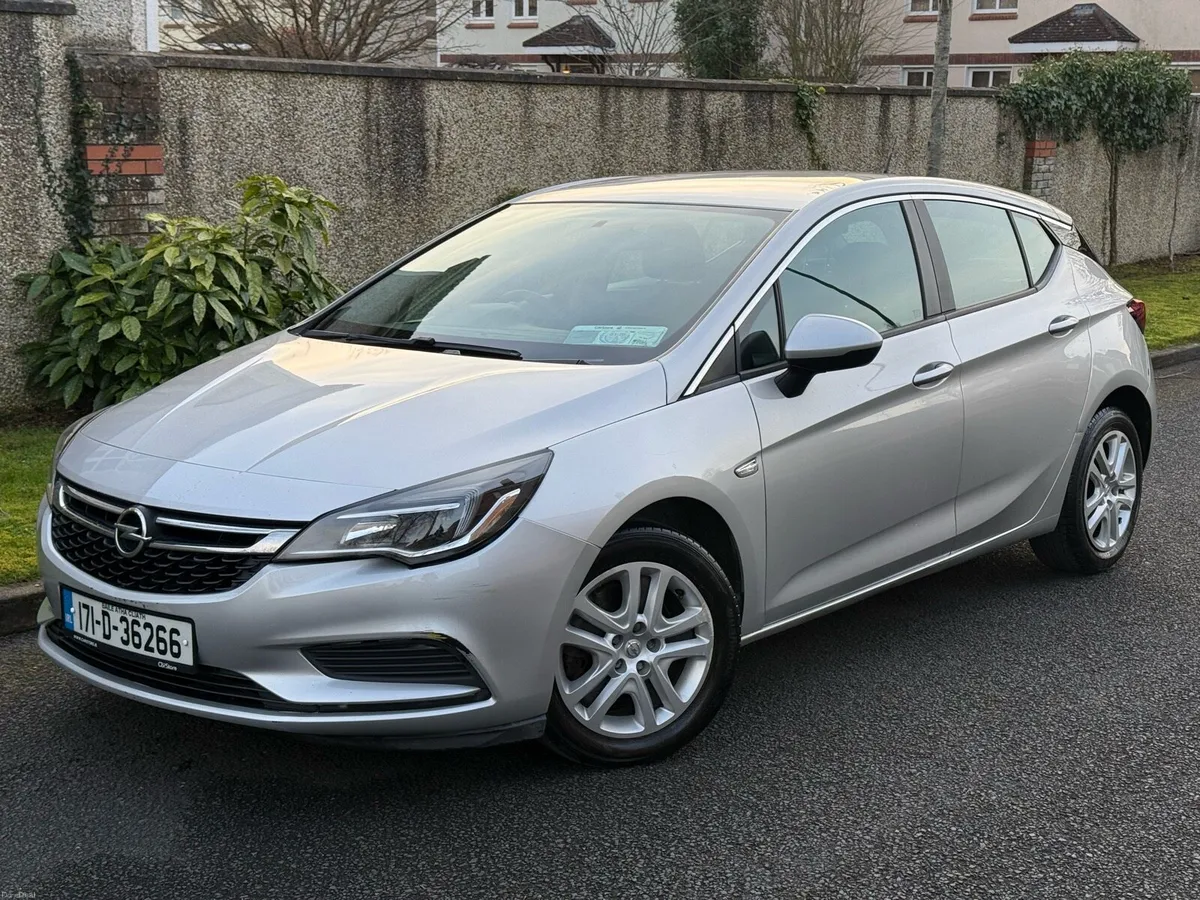 171 Opel Astra AUTO 176k kms NCT 04/27 - Image 1
