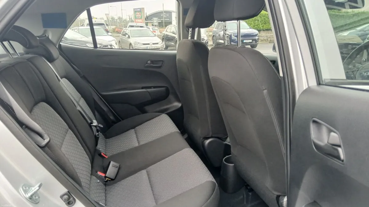 Kia Picanto 1.0 **REAR VIEW CAMERA, AUTOMATIC, FIN - Image 6