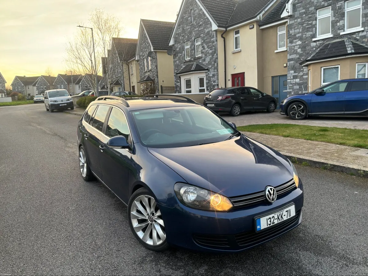 132 Volkswagen Golf 1.6 TDI 105 bhp estate high sp - Image 1