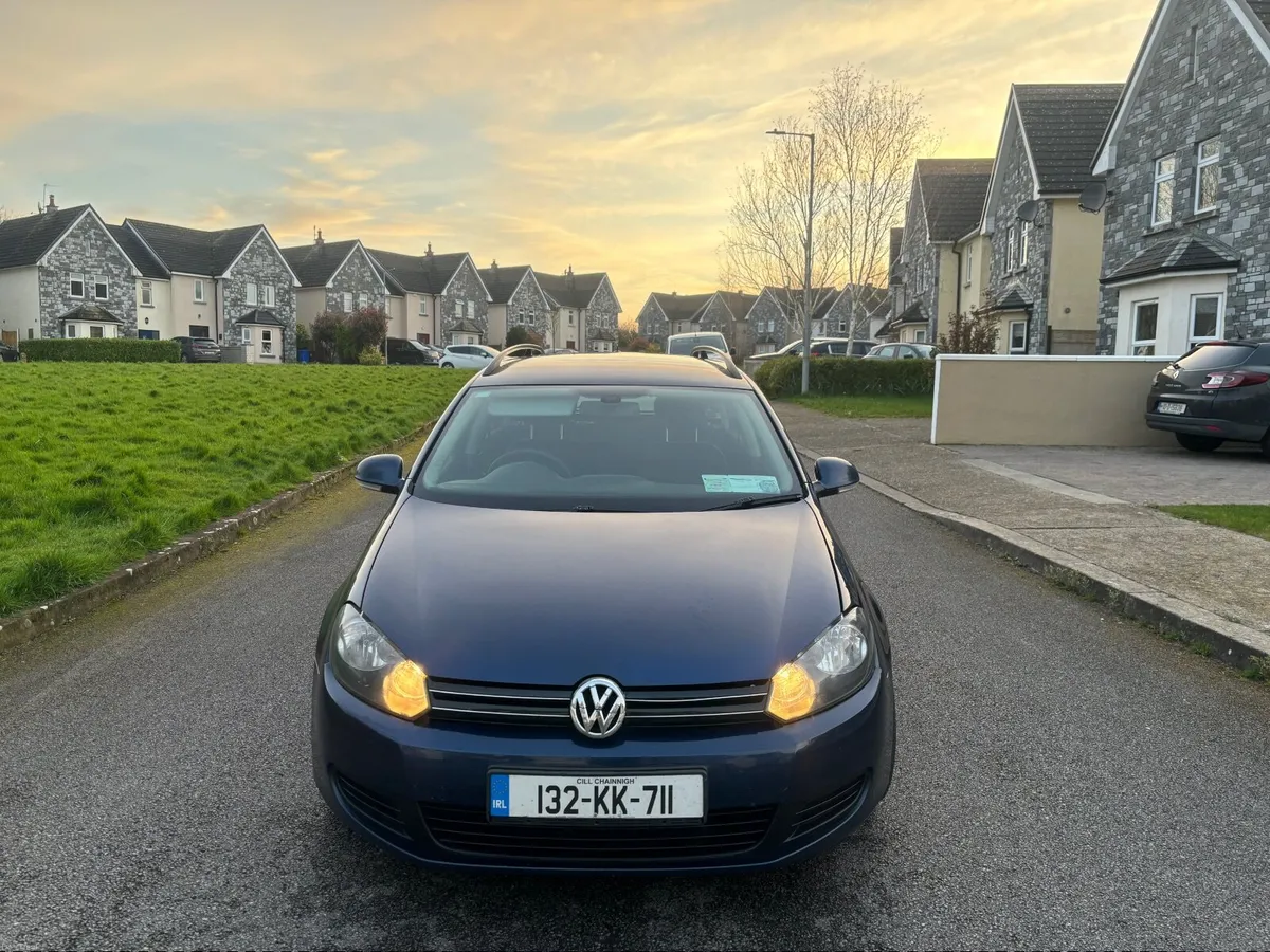 132 Volkswagen Golf 1.6 TDI 105 bhp estate high sp - Image 3