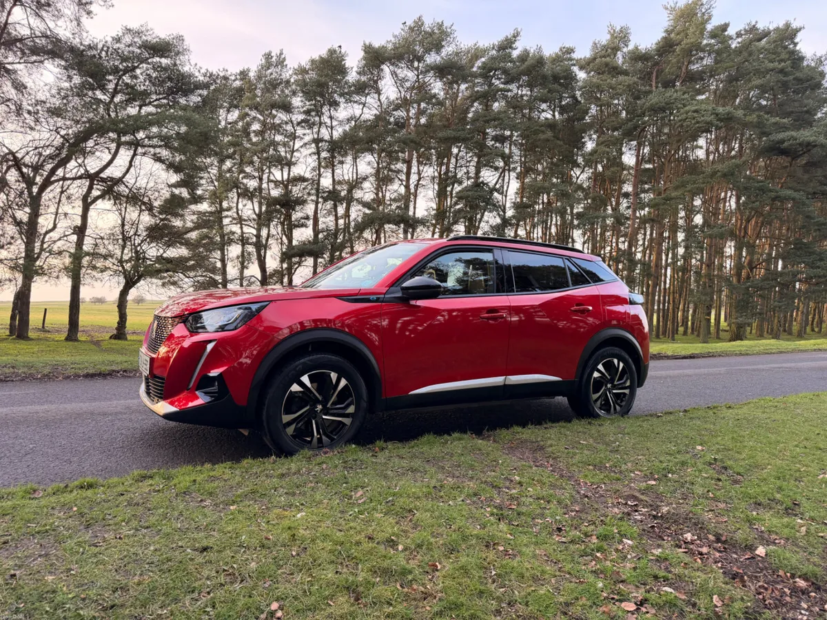 Peugeot 2008 E Allure Electric - Image 3