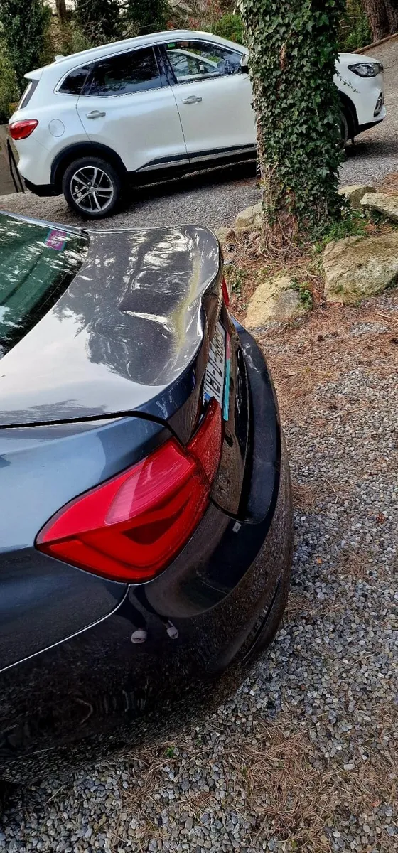 BMW 3-Series 2018 - Image 3