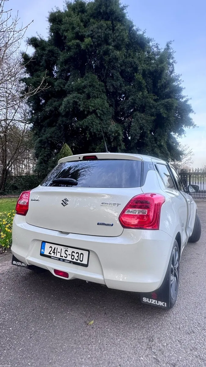 Suzuki Swift 1,2 Dualjet HYBRID SZ-L - Image 4