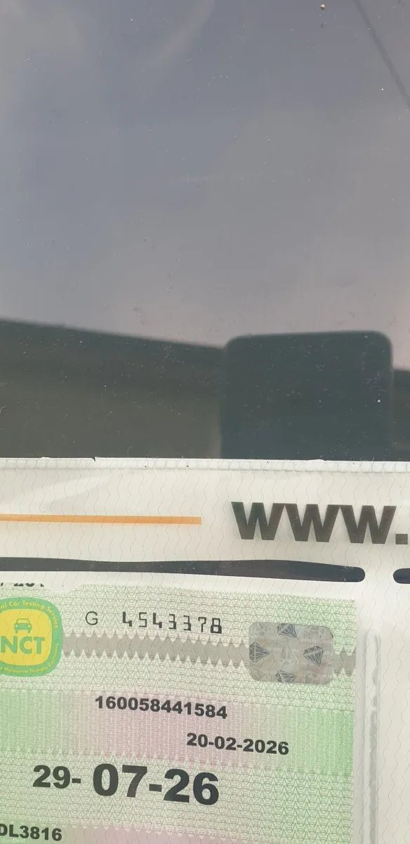 Ford Grand C-Max 2011 - Image 2