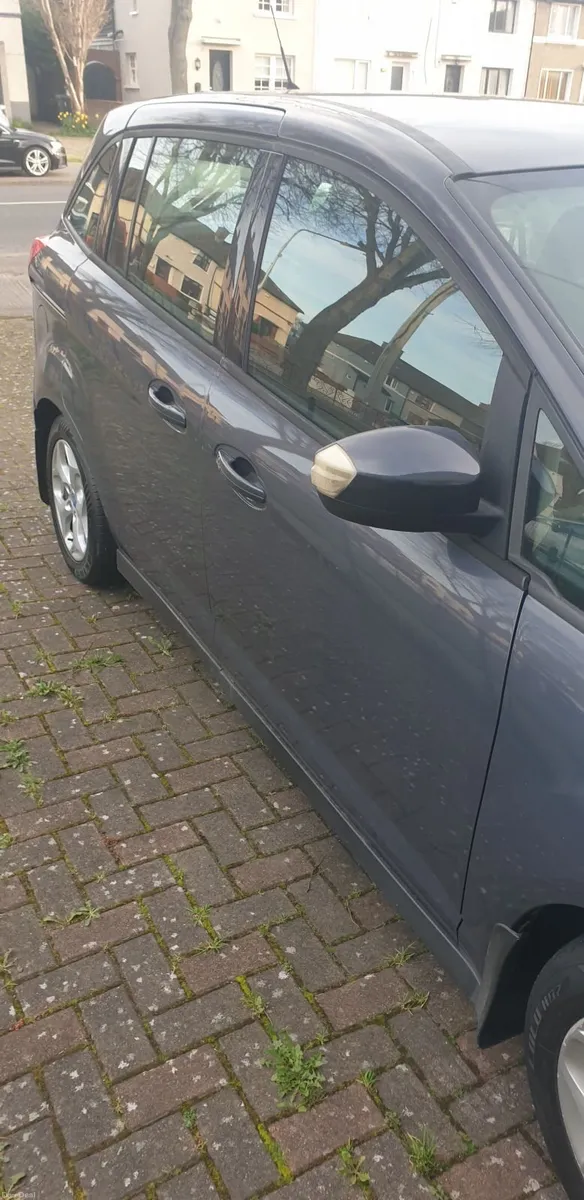 Ford Grand C-Max 2011 - Image 3