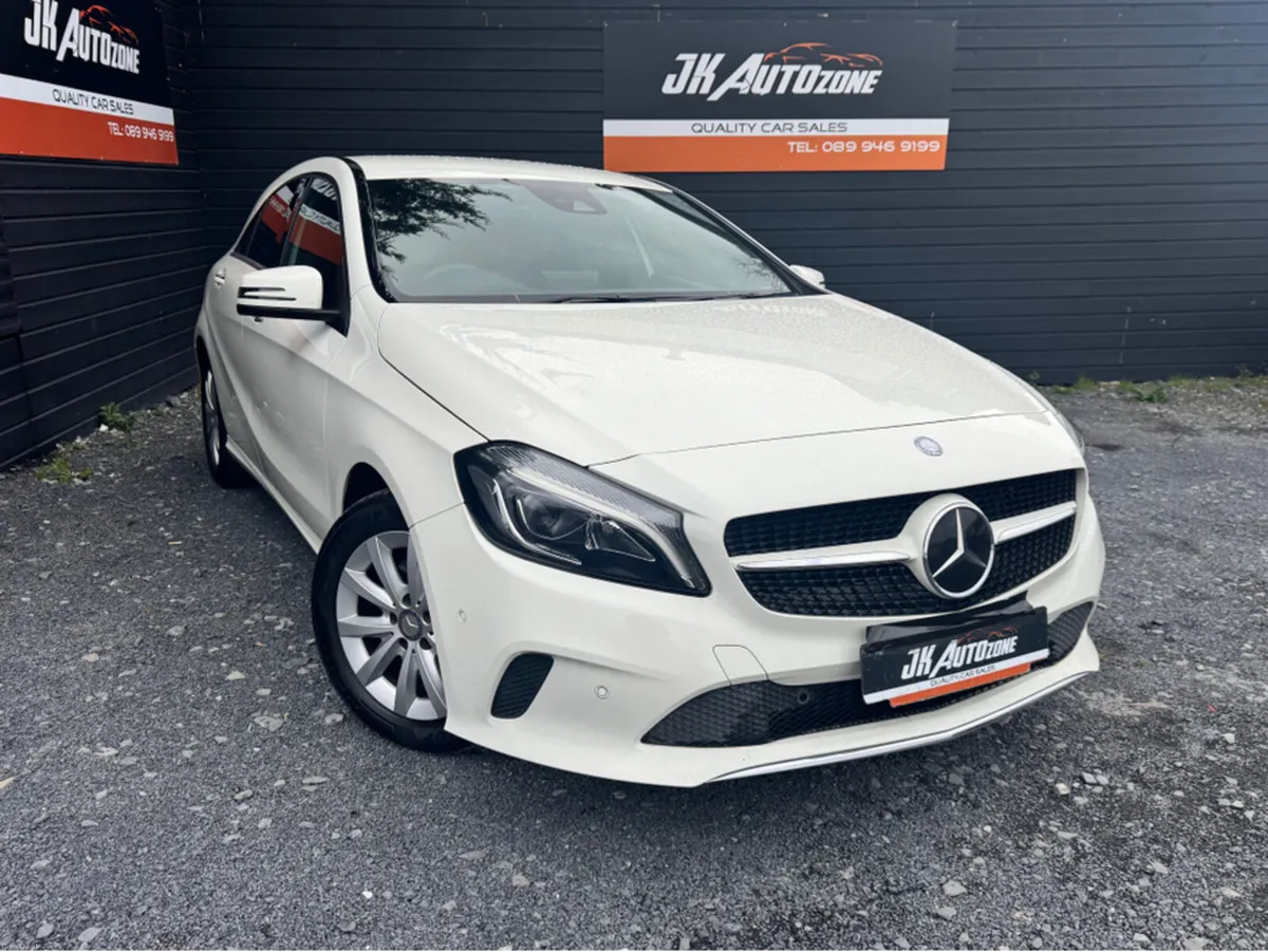 Mercedes-Benz A-Class A180 1.6 AUTO 5DR - Image 1