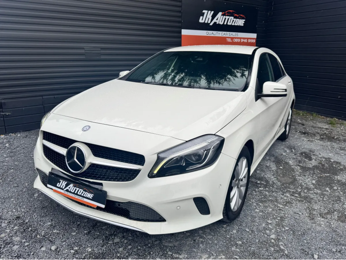 Mercedes-Benz A-Class A180 1.6 AUTO 5DR - Image 3