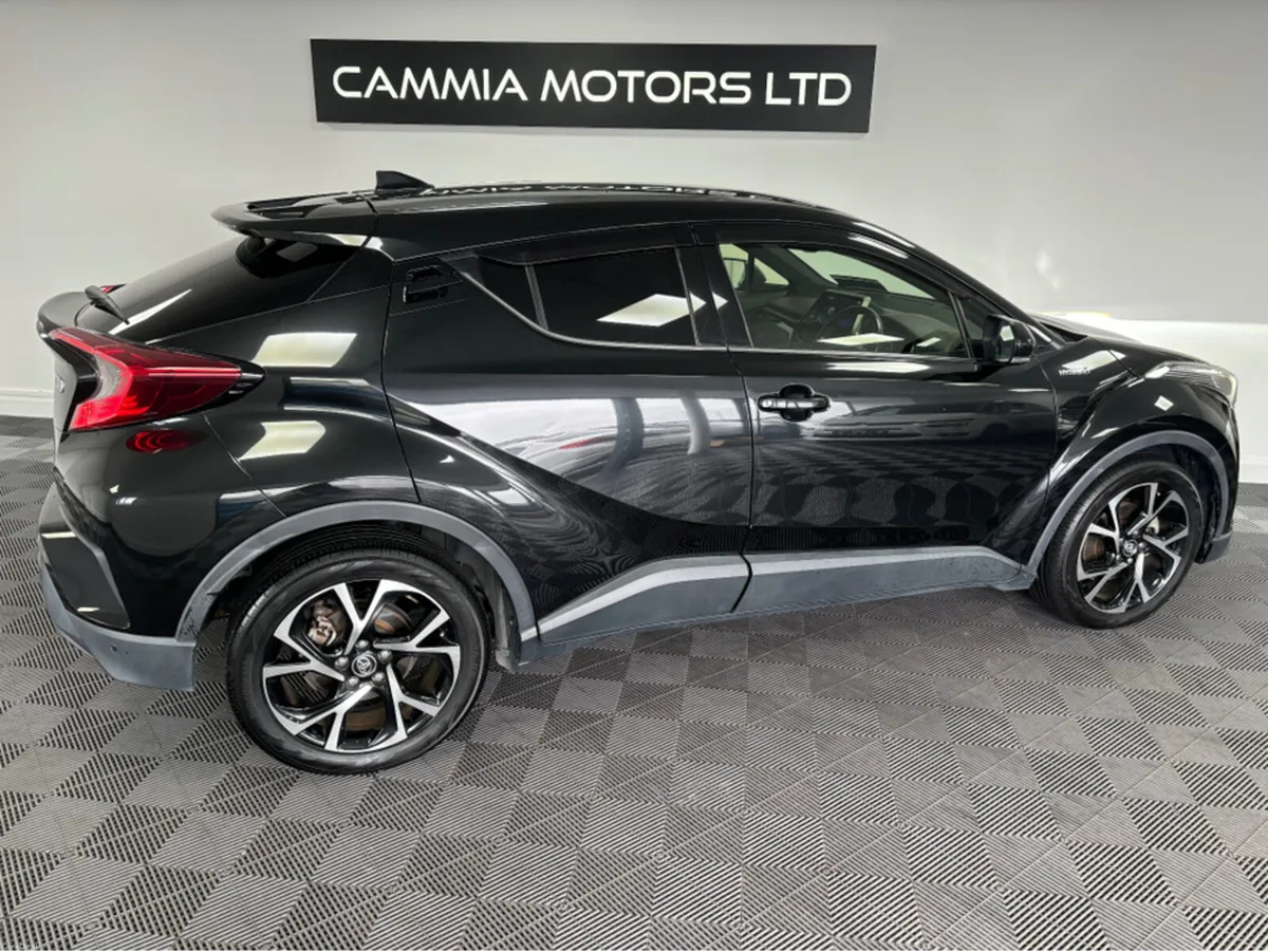 Toyota C-HR TOYOTA CHR PETROL HYBRID AUTO *HEATED - Image 4