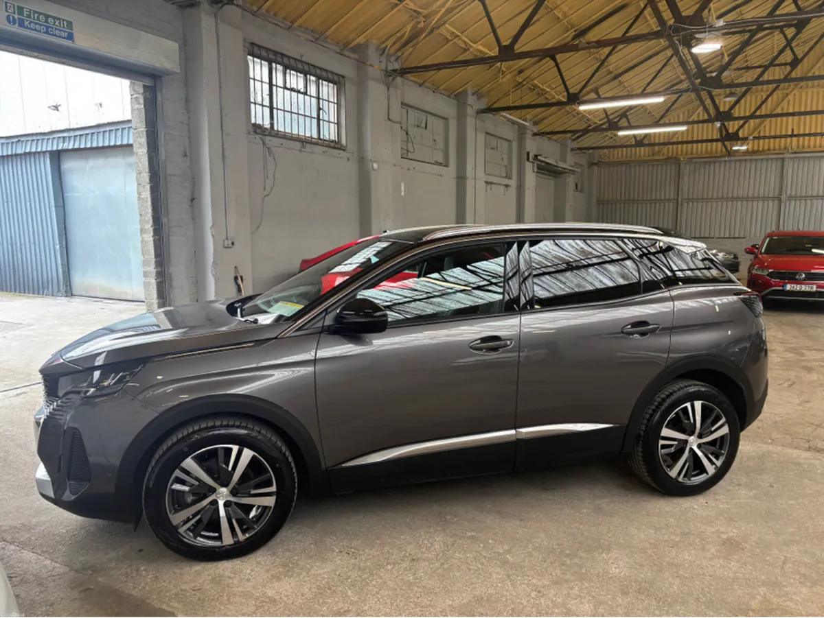 Peugeot 3008 FL ALLURE 1.5 HDI 130 AUTO - Image 3
