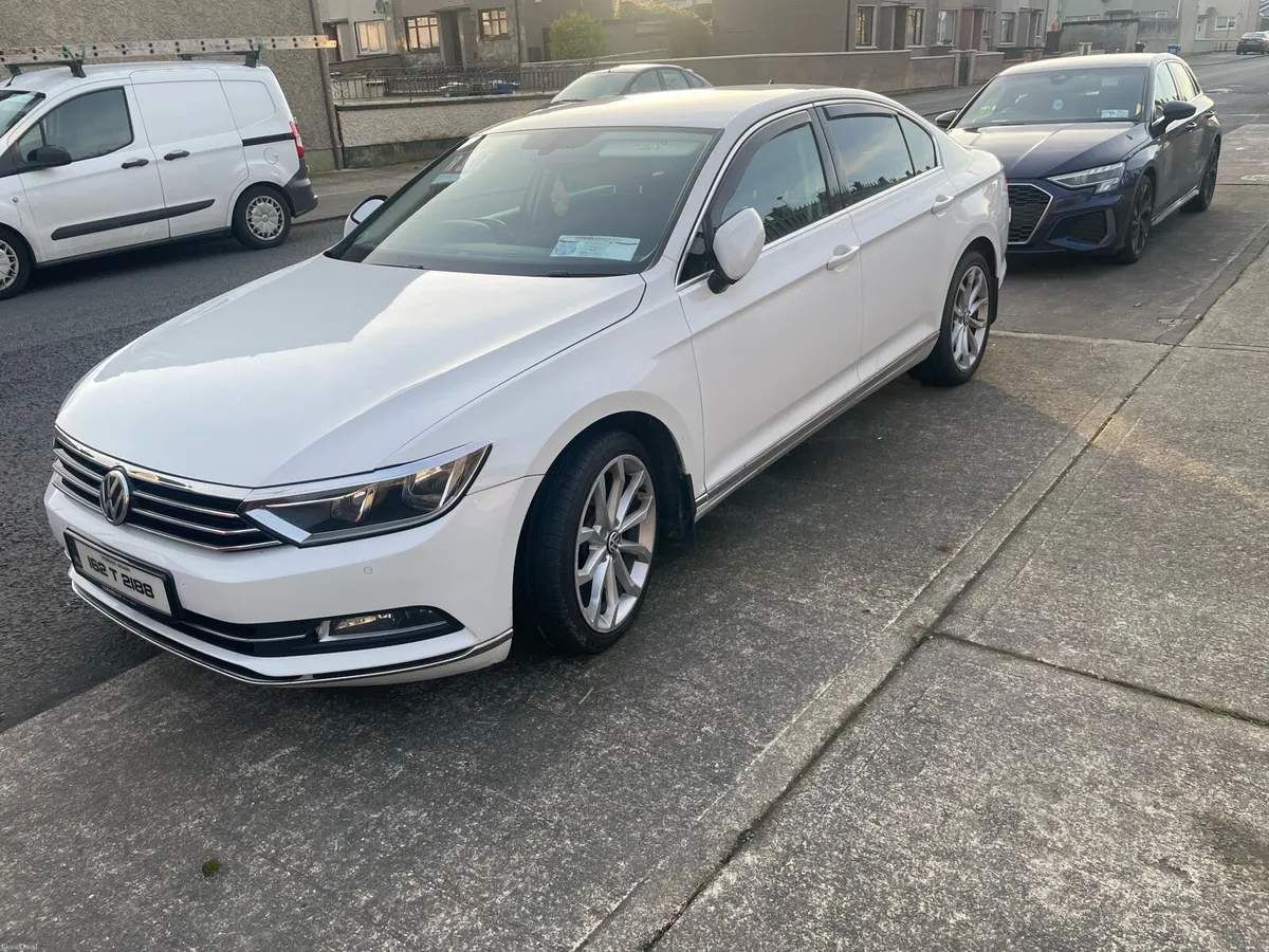 Volkswagen Passat - Image 4