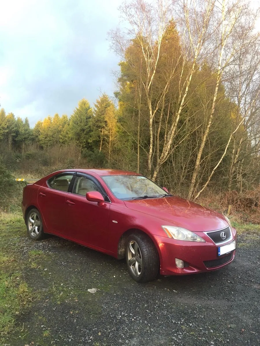 Lexus IS 2008 - Image 2