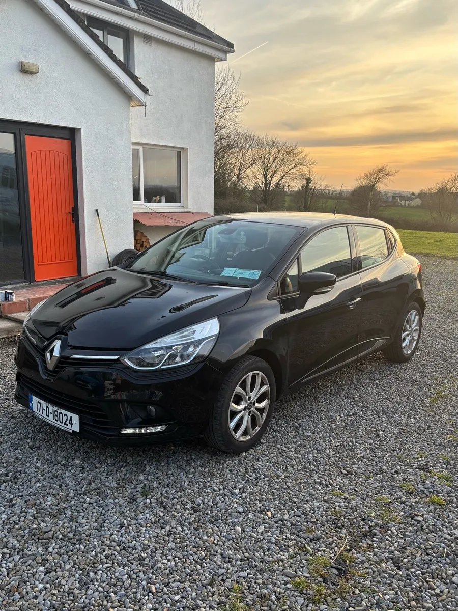 **Low Mileage** Renault Clio - Image 1
