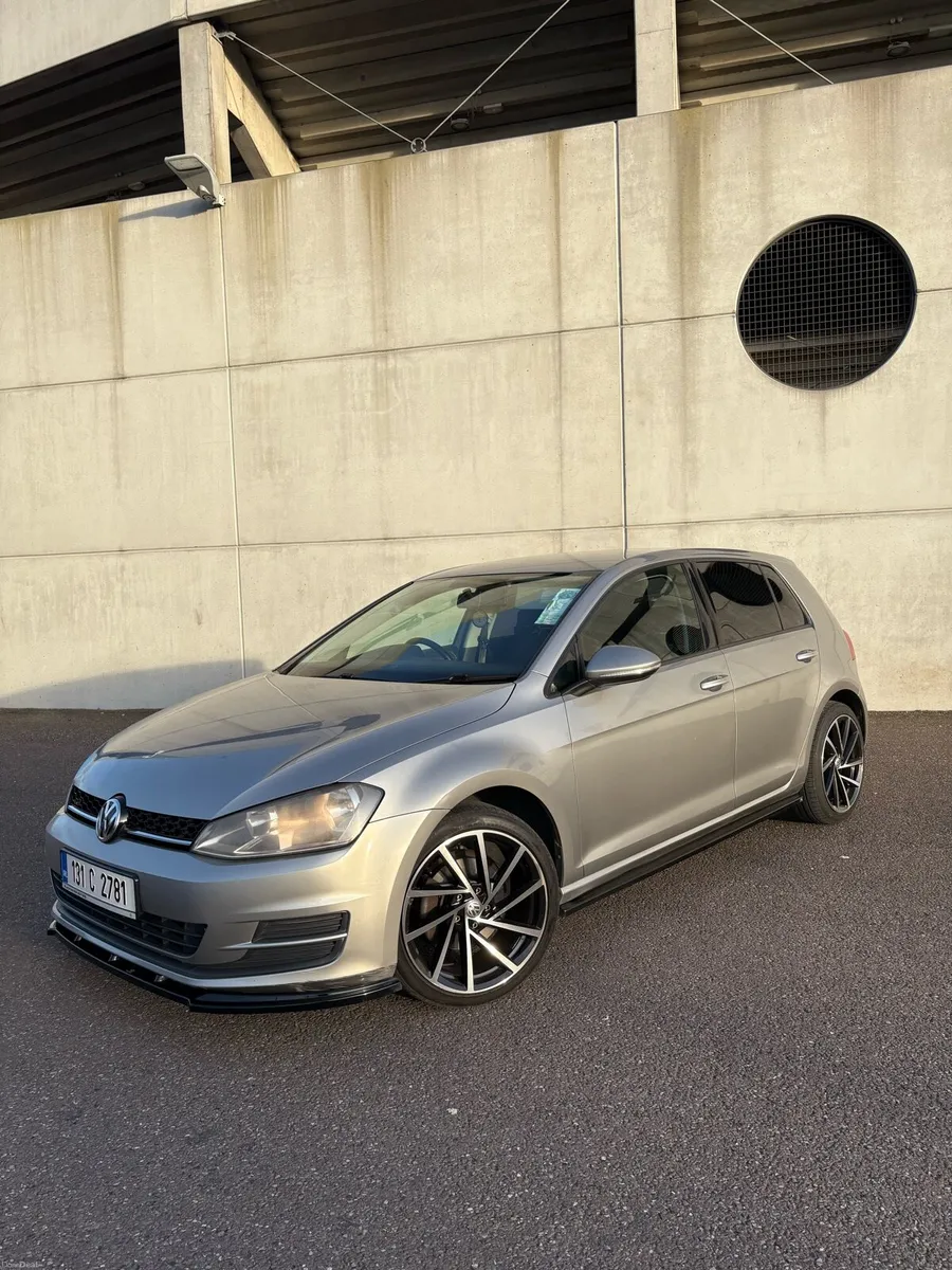 Volkswagen Golf - Image 1