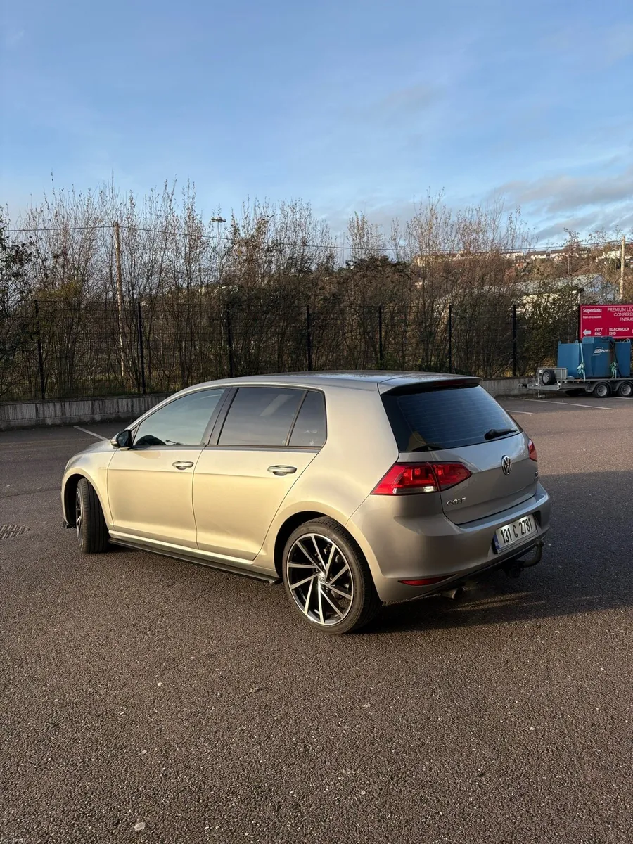Volkswagen Golf - Image 2