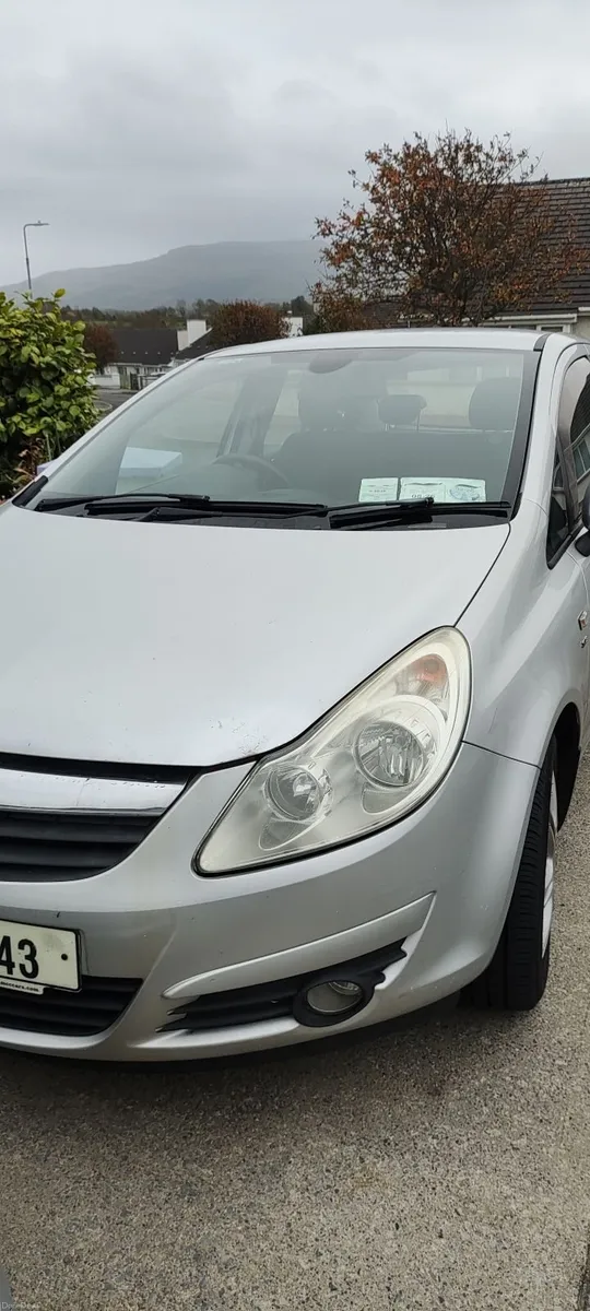 Opel Corsa 2011 - Image 4