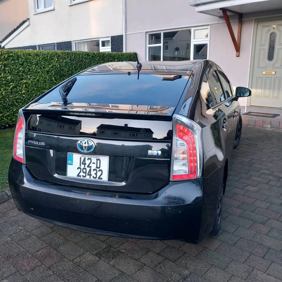 Toyota prius - Image 3