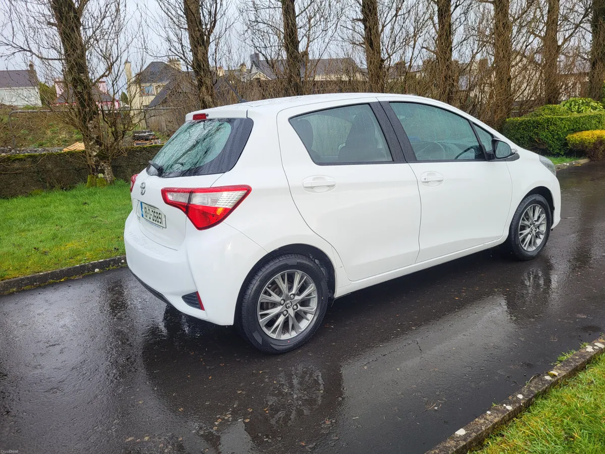 Toyota Yaris 1L PETROL LOW KMS - Image 2