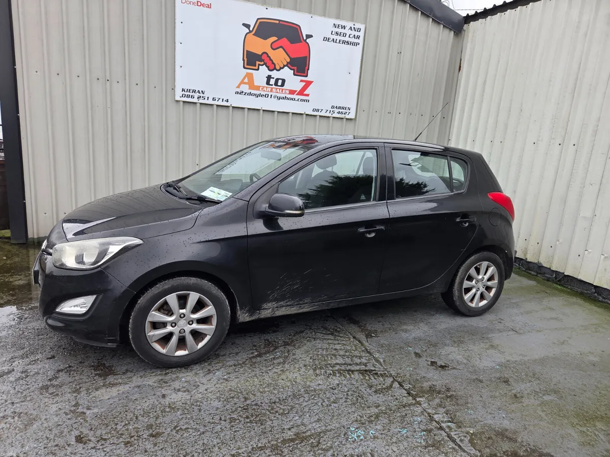 Hyundai i20 2012 - Image 2