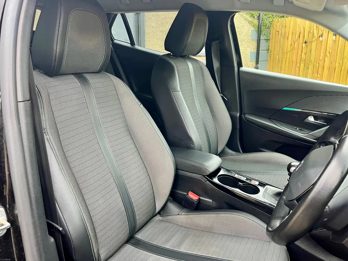 Peugeot 2008 2022 - Image 6