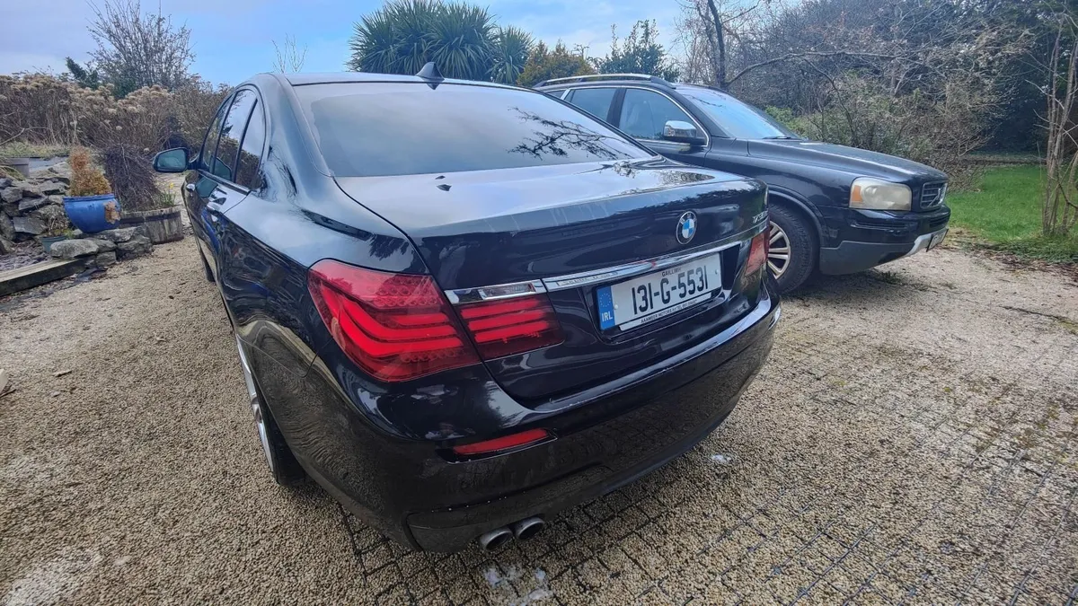 BMW 7-Series 2013 - Image 3