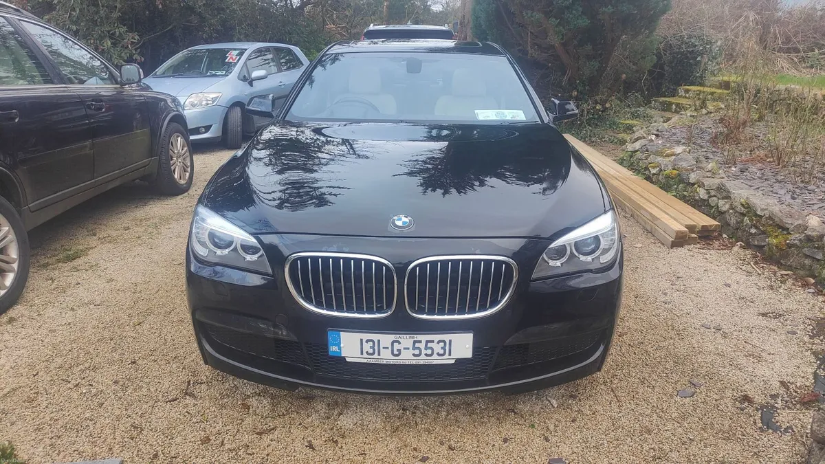 BMW 7-Series 2013 - Image 1