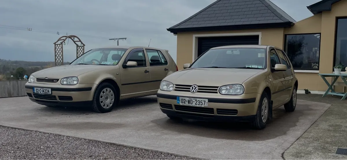 2 mk4 VW Golfs - Image 2