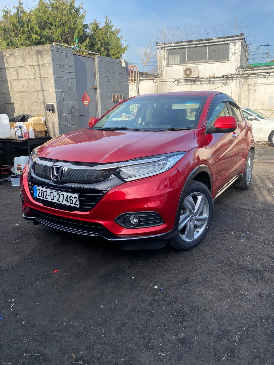 Honda Vesel Hybrid automatic - Image 2