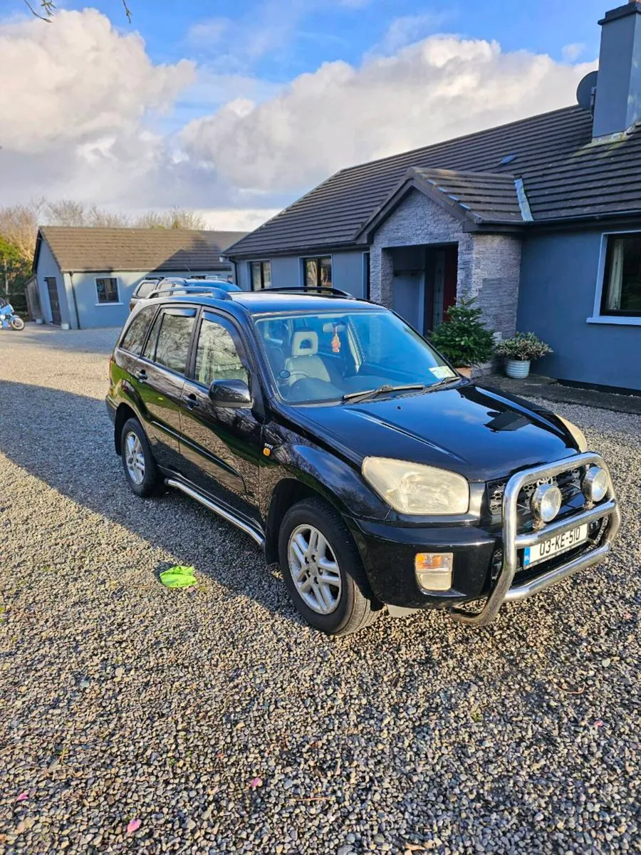 Toyota Rav 4 - Image 1