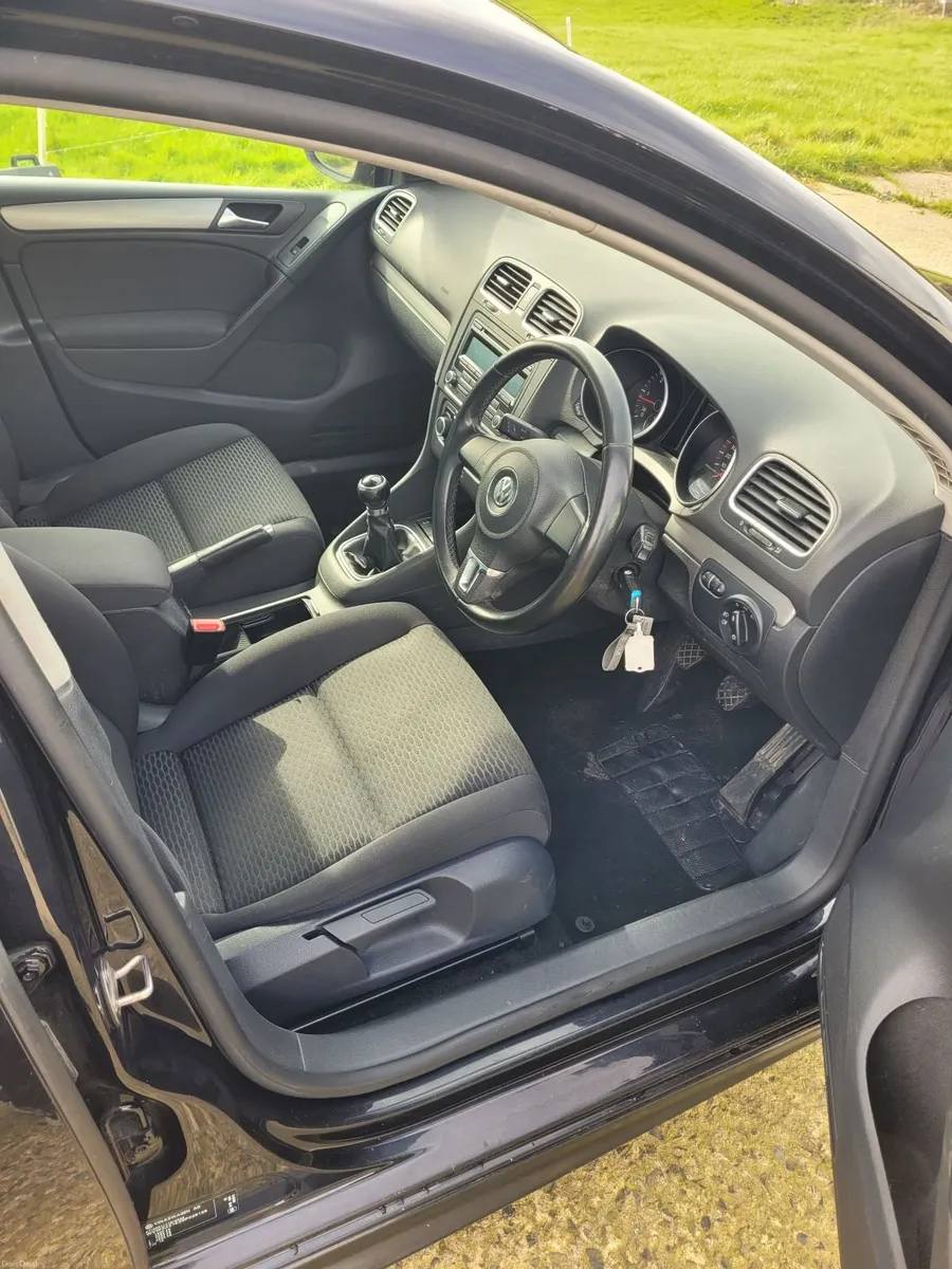 Volkswagen Golf 2012 - Image 3