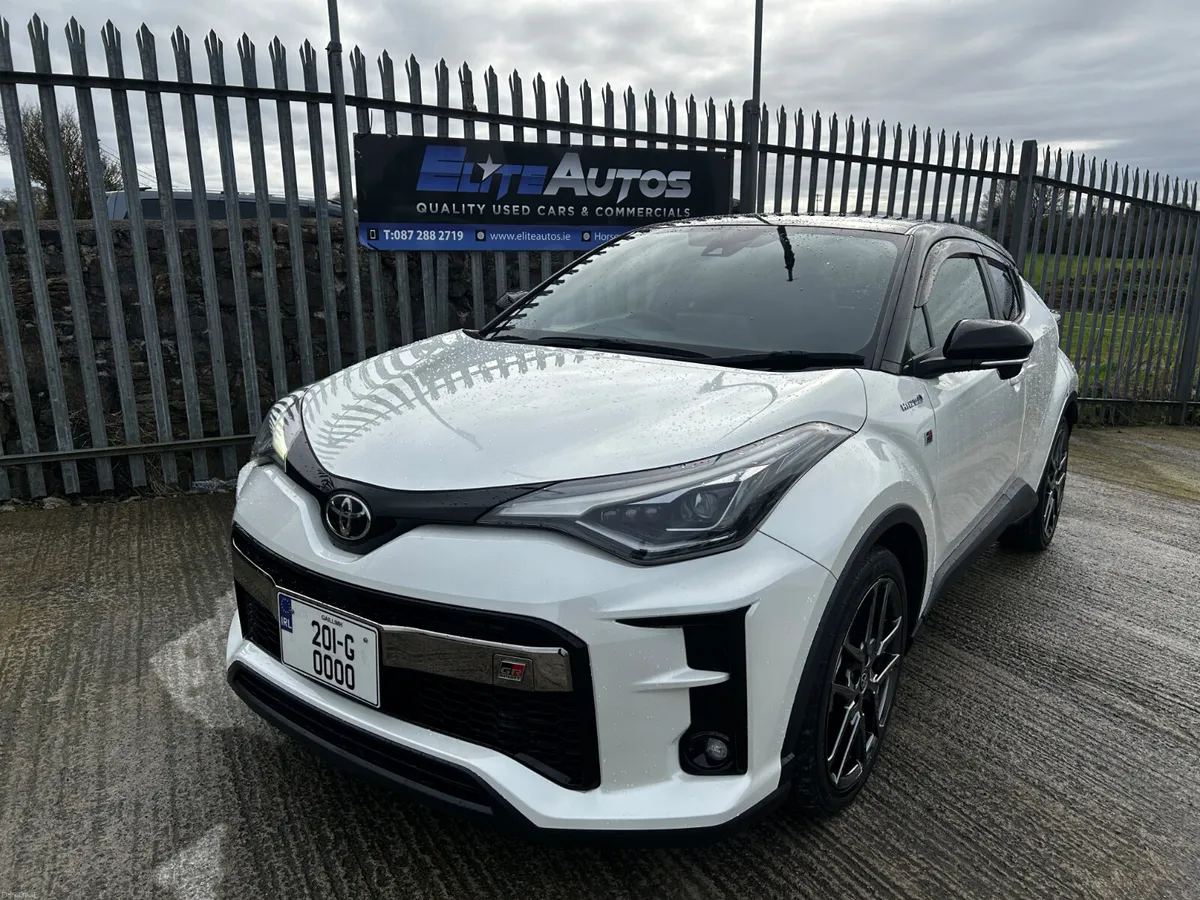 Toyota CH-R GR Sport Hybrid 2020 - Image 2