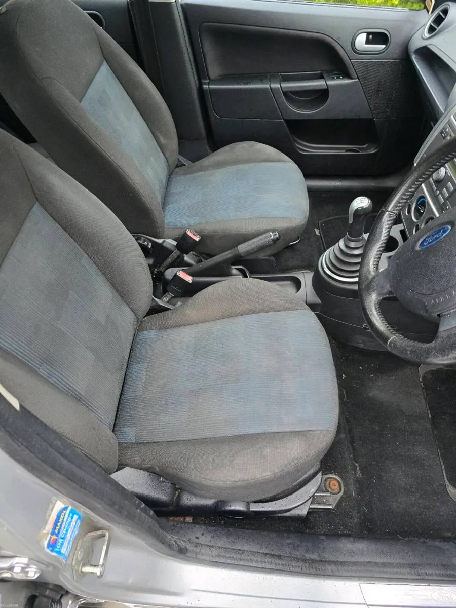 Ford Fiesta - Image 2